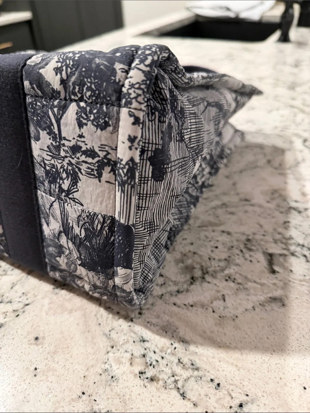 lululemon athletica Navy and Cream Floral Canvas Tote